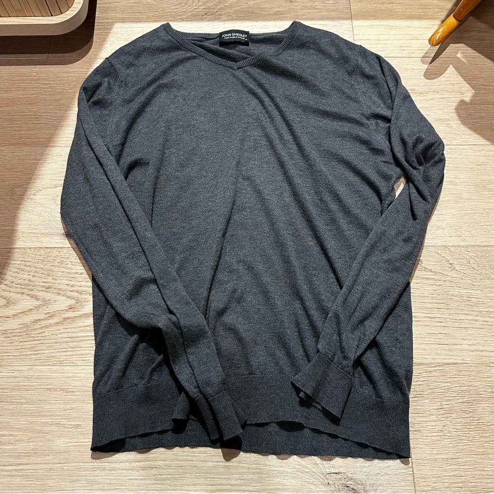 John Smedley - V-Neck Grey Sweater - Size M - Sea Island Cotton